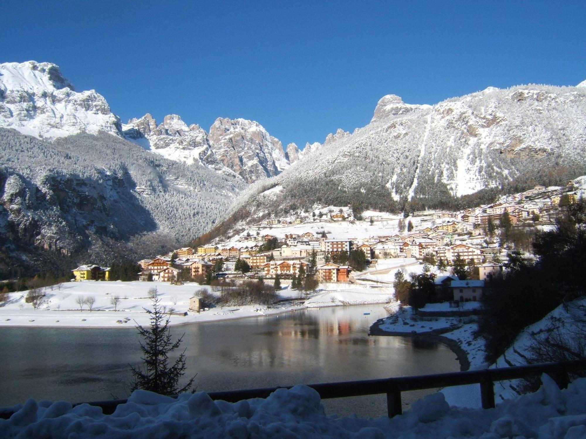 Hotel Zurigo Molveno Kültér fotó