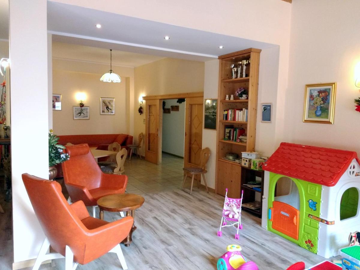 Hotel Zurigo Molveno Kültér fotó